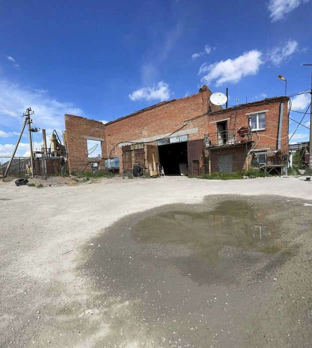 Продается коммерческое помещение с заводом