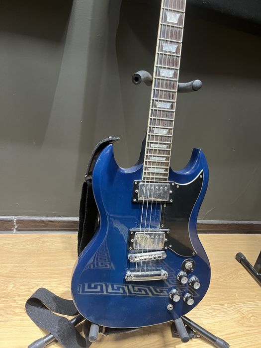 Элк Гитара сатылады