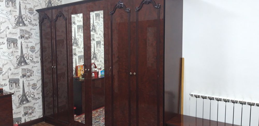 Спальный гарнитур