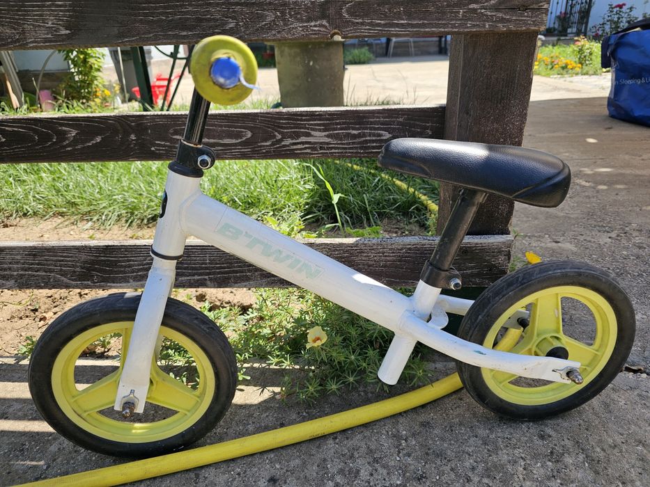 Vand trotineta si bicicleta  copii 3 - 6 ani