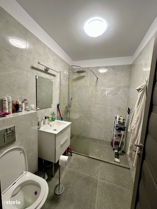 Vanzare apartament 2 camere, decomandat, garaj, Andrei Muresanu