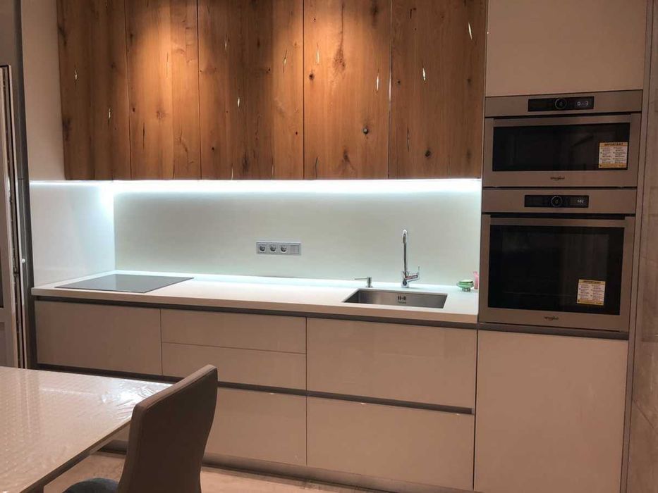 Продава се Двустаен апартамент в София, Център - 65 кв.м за 2939 €/кв.м - Снимка #1