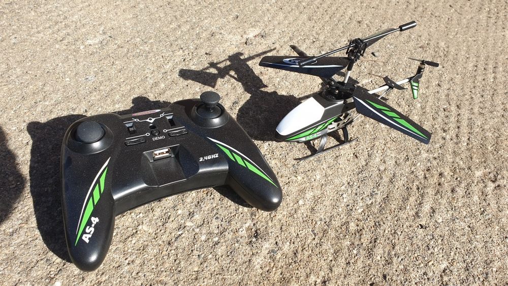 Elicopter cu telecomandă