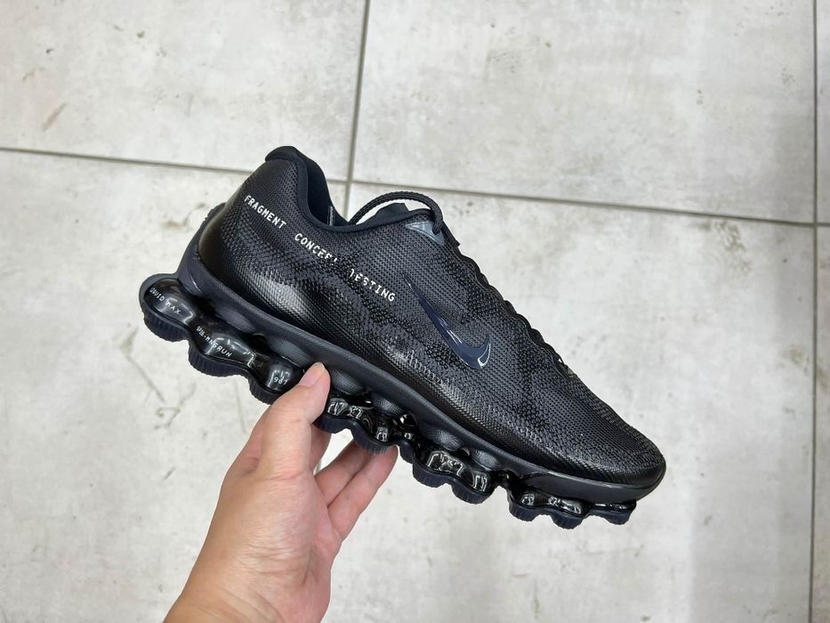 Nike liquid  air max