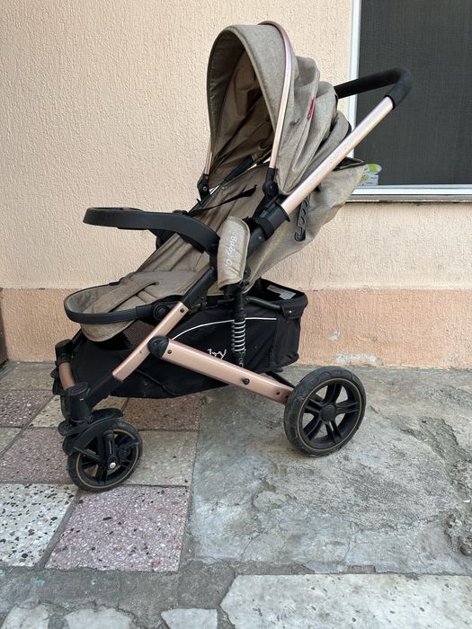 Vând căruț in stare bună