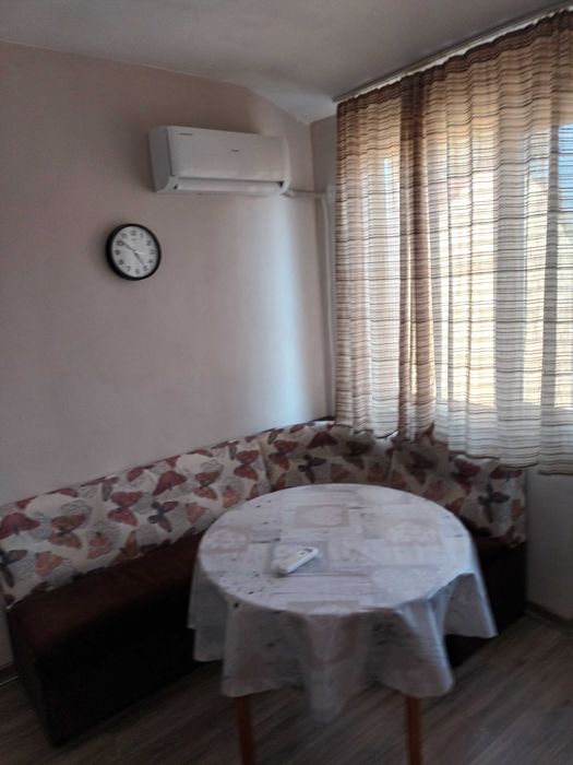 Дава се под наем Едностаен апартамент в Варна, Конфуто - 40 кв.м за 295.8 € - Снимка #1