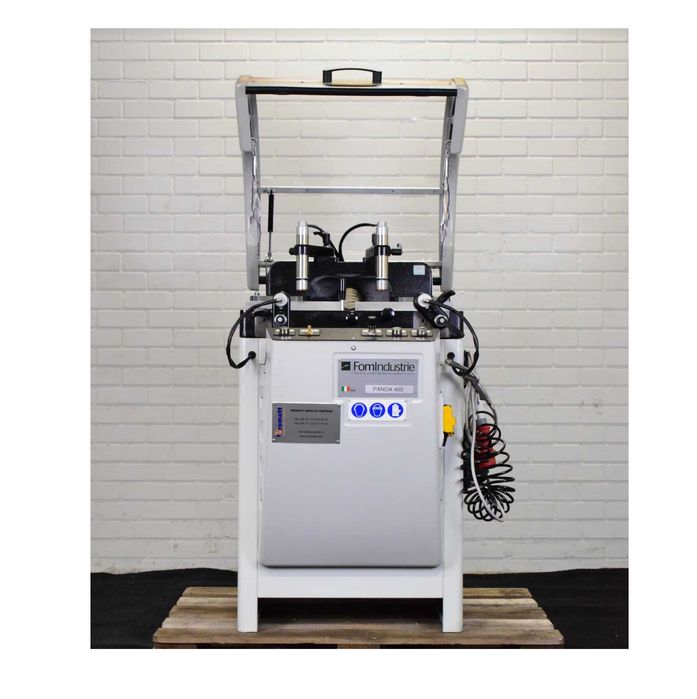 Mașină Automată de Debitat Profile PVC (Q400) - FOM INDUSTRIE