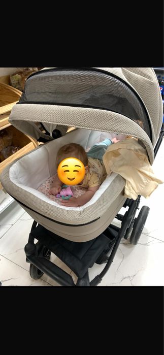 Продам коляску Adamex 2в1