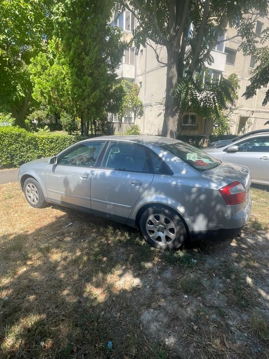 Audi A4 1.6 TDI dezmembrari
