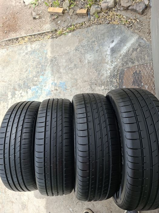 Продам шины 235/60/18 кумхо крюген