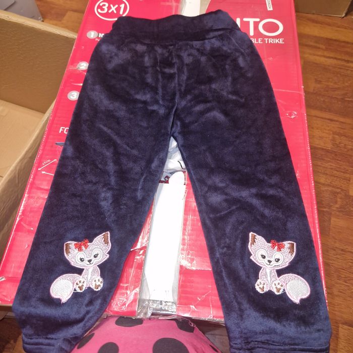 Продам детские  вещи