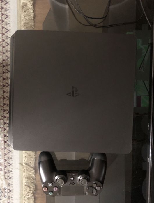 Playstation 4 Slim 1Tb