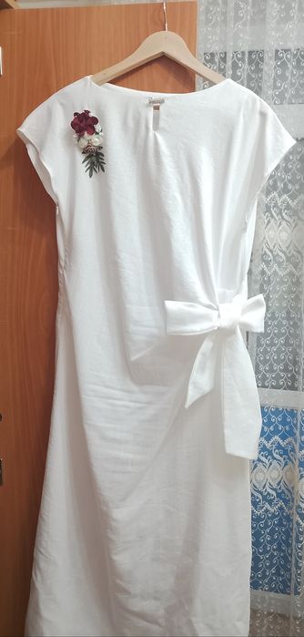 Платье женское ..