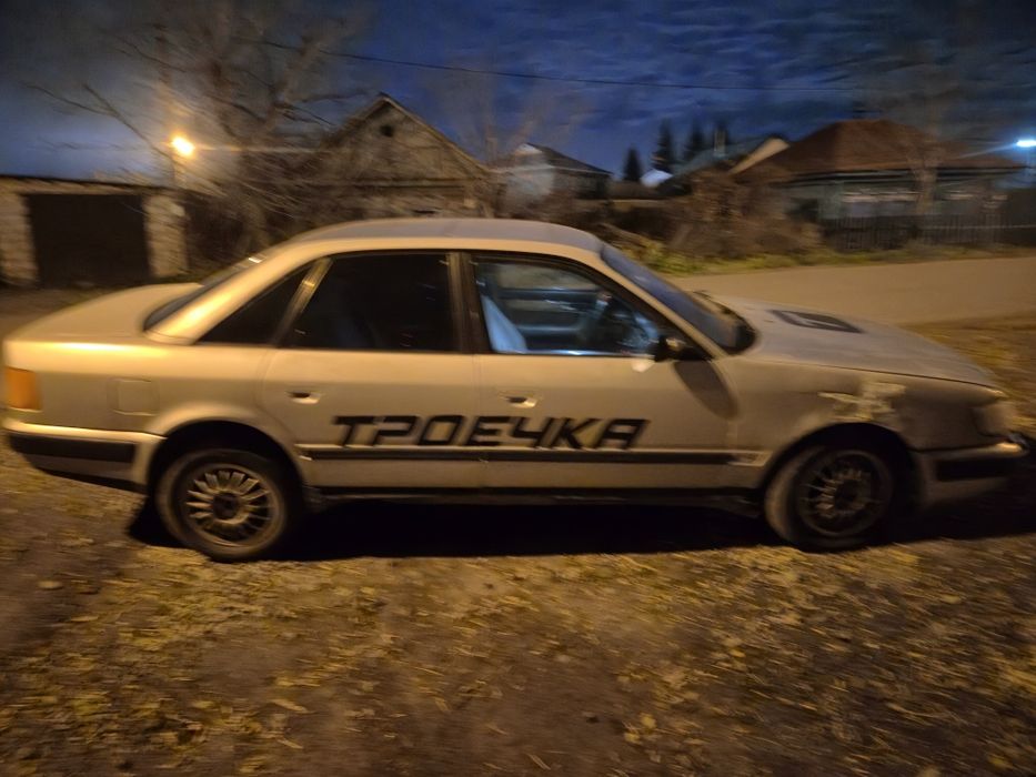 Продам ауди 100с4