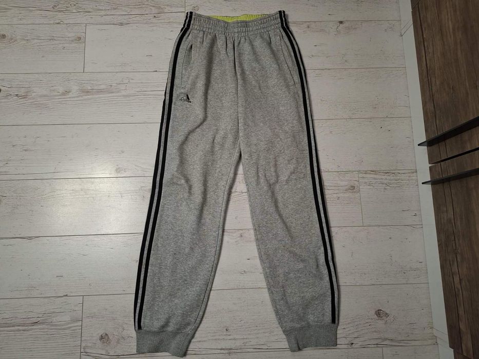 Adidas ориг. ватирано долнище