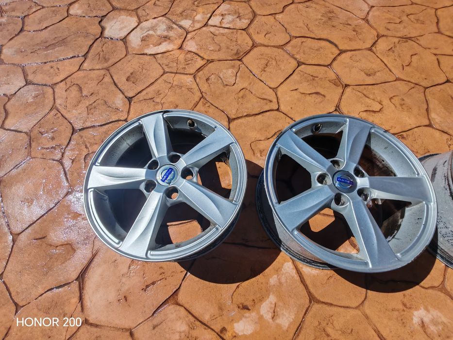 Jante volvo v40       5x108