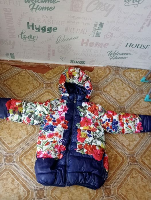 Продам детские вещи по 500