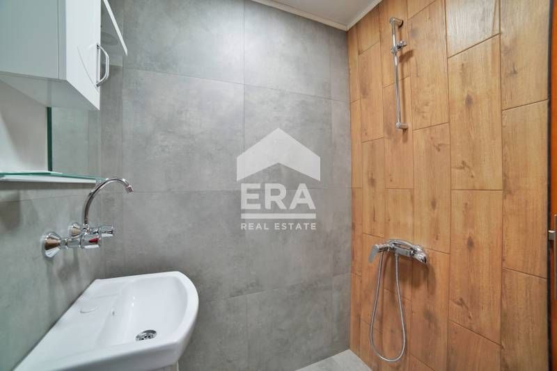 Дава се под наем Тристаен апартамент в София, Хиподрума - 68 кв.м за 700 € - Снимка #7