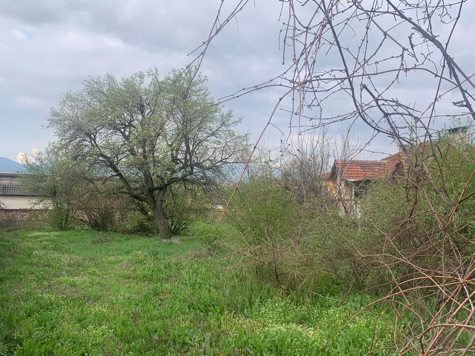 ПАРЦЕЛ с проект за функционална фамилна КЪЩА