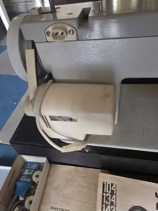 НОВАЯ Многфункциональная швейная машина Чайка 134А с ножным электропри