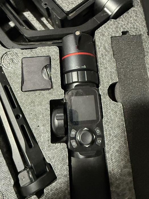 Ghimbal Feiyu Tech AK2000 nou