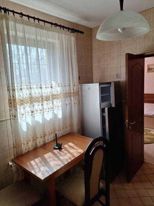 garsoniera de inchiriat