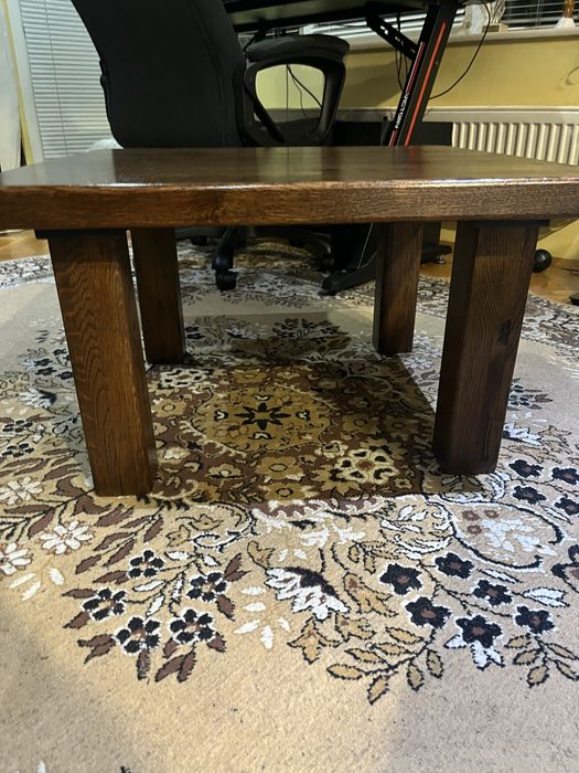 Масивна  масичка