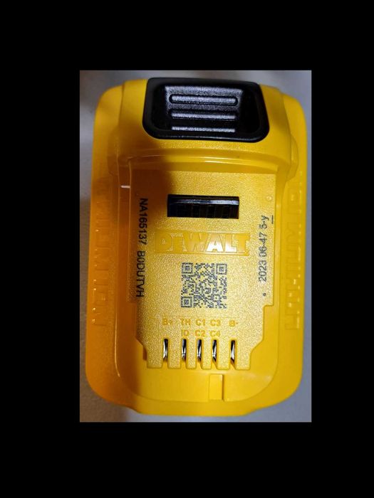 2 acumulatori DeWALT Power Stack 18V 5 AH