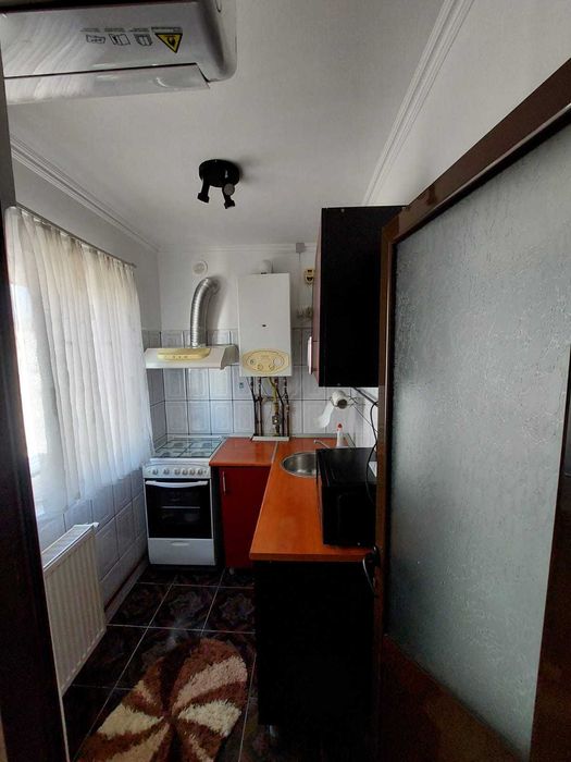 Inchiriez garsoniera