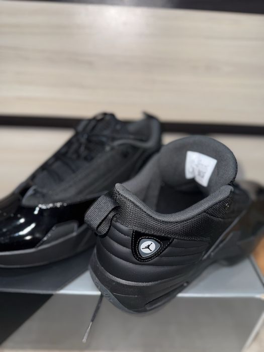 Nike Jordan Max Aura 6