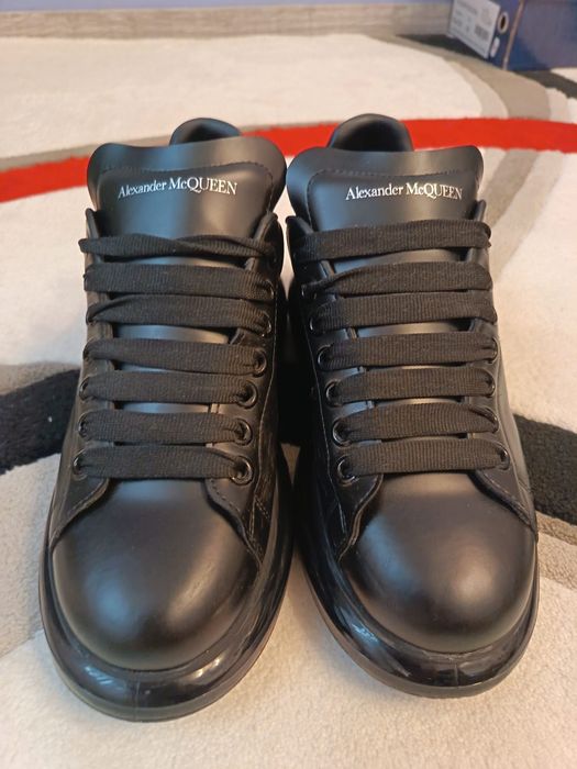 Alexander Mcqueen