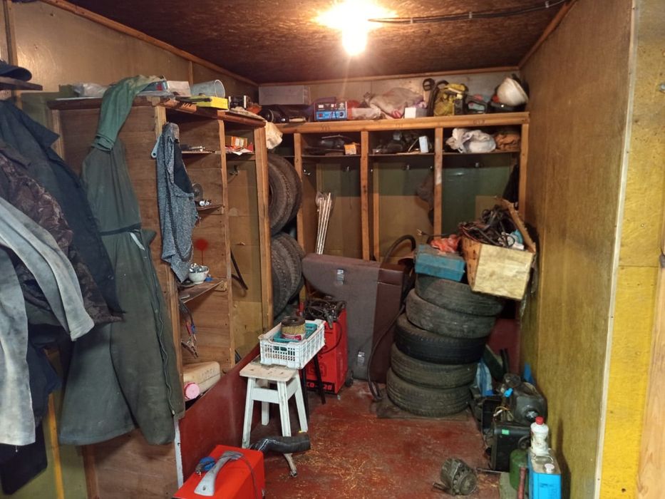 Продам два спаренных контейнера