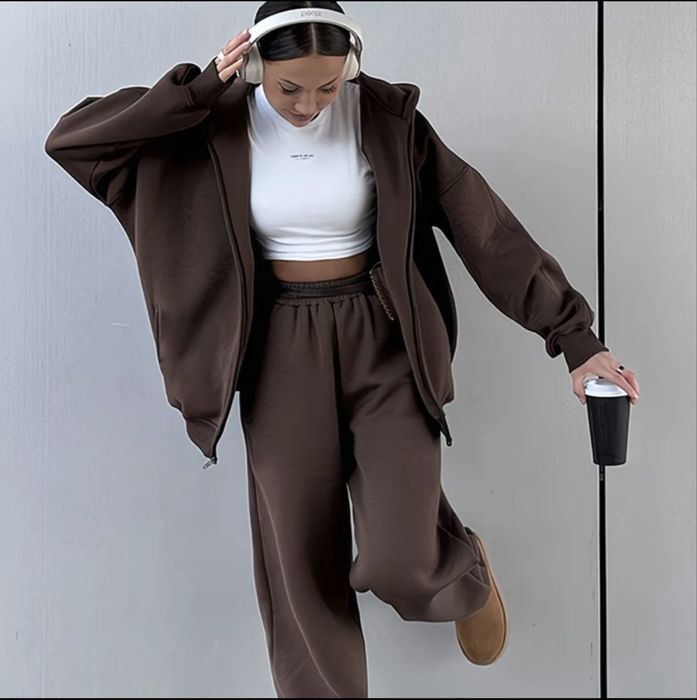 Спортивный костюм