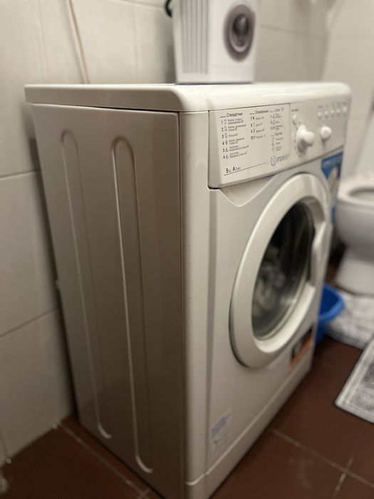 Стиральная машина Indesit 5 кг