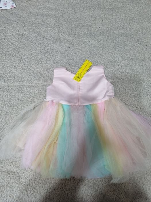 Бебешка рокличка