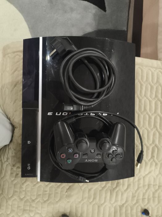 PS3 прошитая с геймпадом