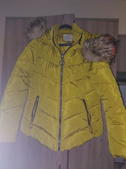 Дамско жълто яке