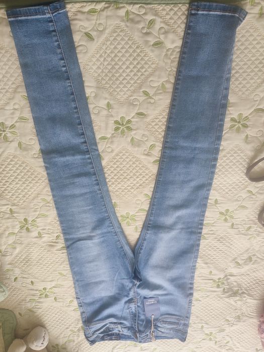 Джинсы новые, Остин