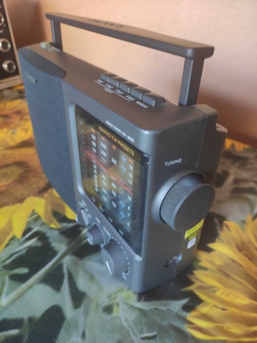 Sony model: icf-9600