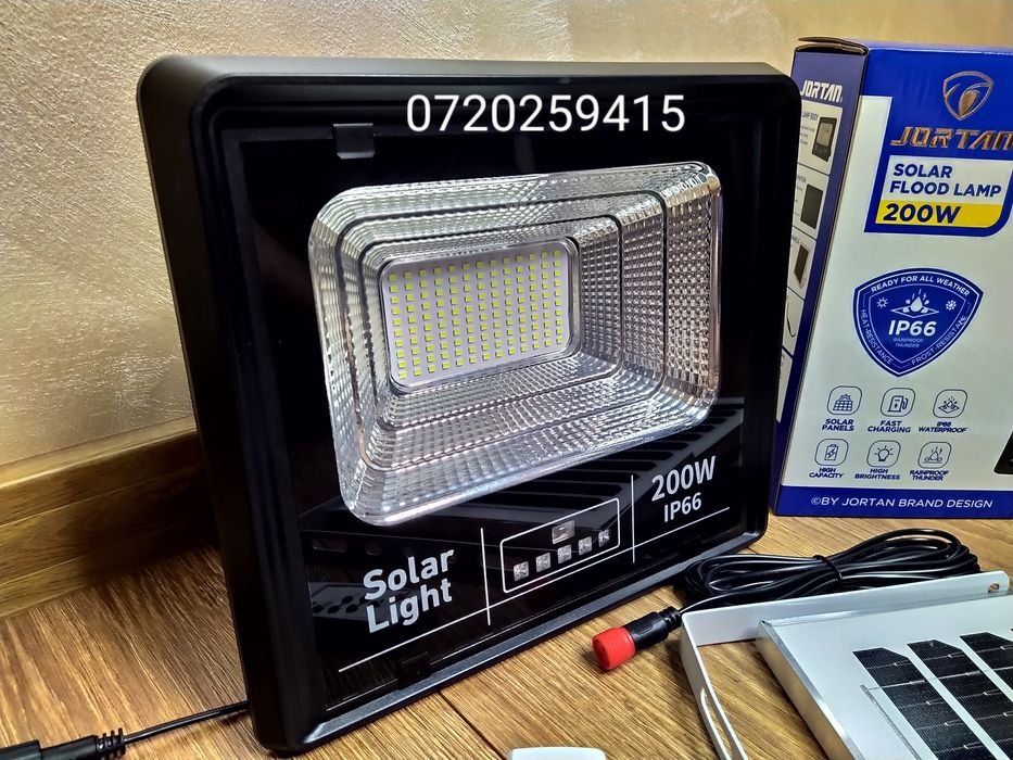 Proiector LED Jortan cu panou solar 200w si telecomanda, camping