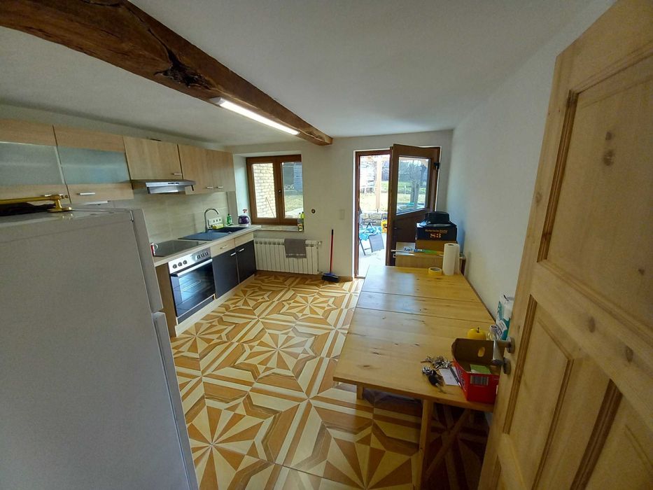 Дава се под наем Етаж от къща в Свищов - 62 кв.м за 255 € - Снимка #4