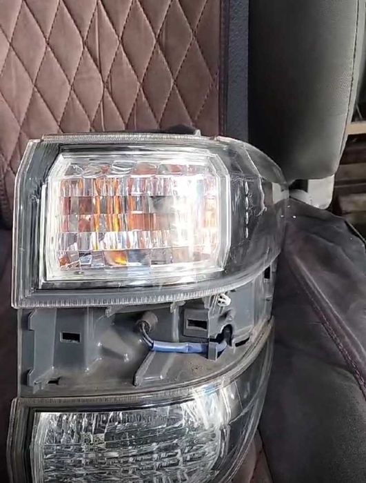 Задние плафоны Тойота Велфаер