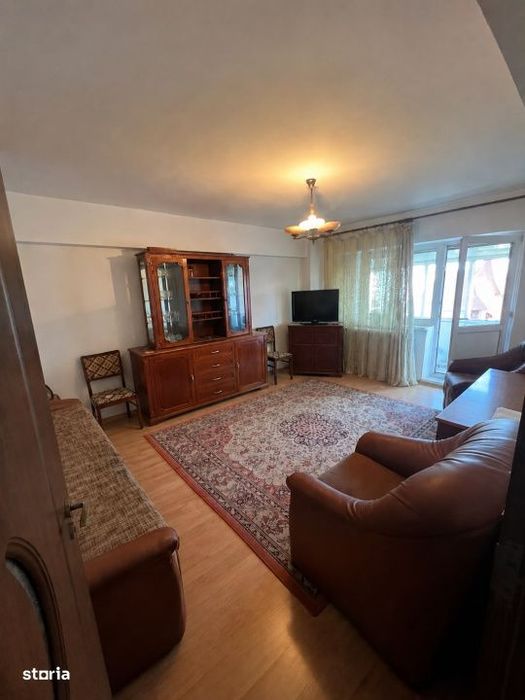 Apartament 3 camere, spatios,  renovabil