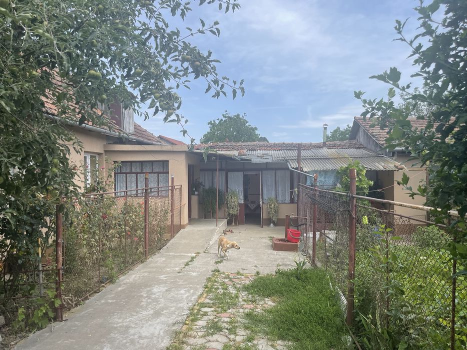 Casa de Vanzare in Subcetate