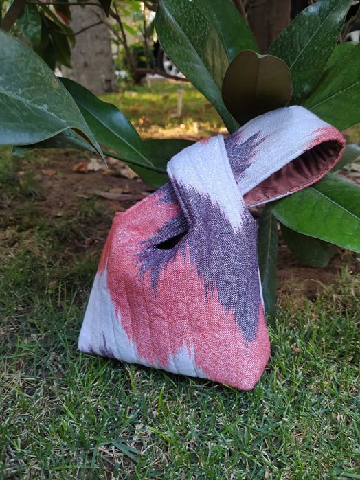 Сумка ручной работы в технике макраме, икат.