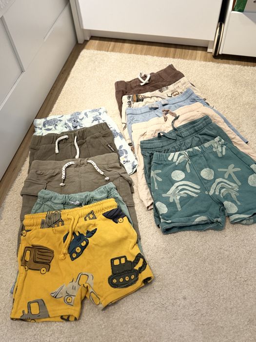 Pantaloni scurti potriviti 98 100 lei lot