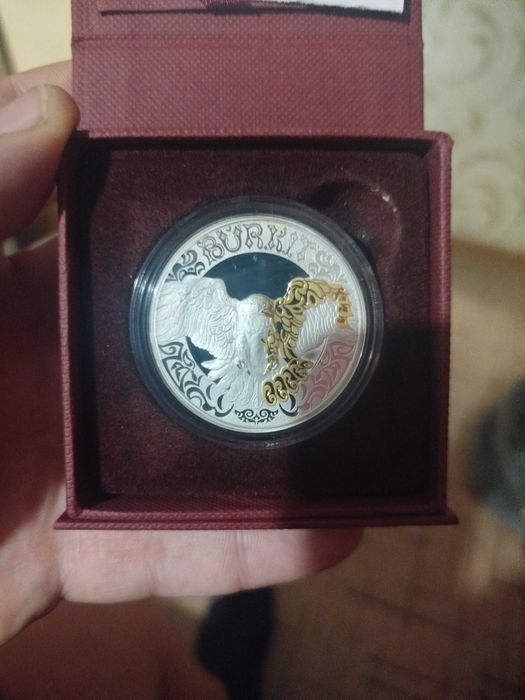 Монета Беркут 500 тенге