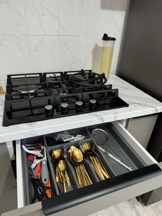 Сдам квартиру двухкомнатную
