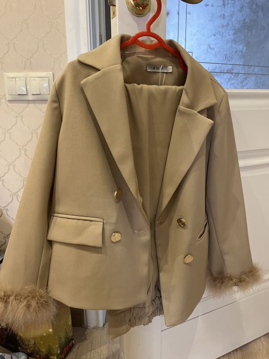 Костюм сатылады