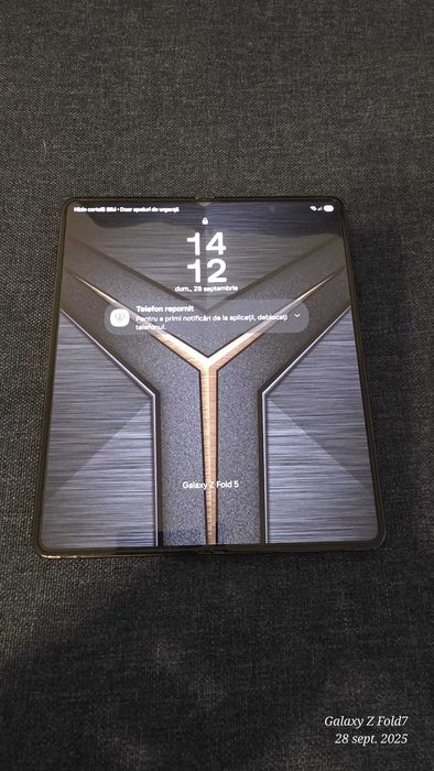 Vand Samsung Galaxy Fold 5 512 gb